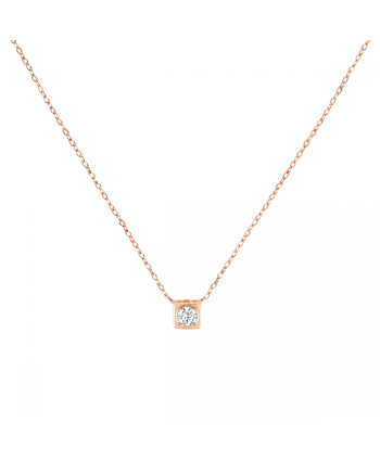 Collar dinh van Le Cube...