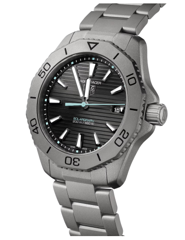 TAG HEUER AQUARACER PROFESSIONAL 200...