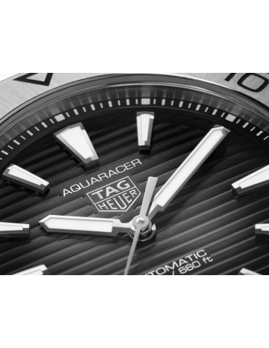 TAG HEUER AQUARACER PROFESSIONAL 200...