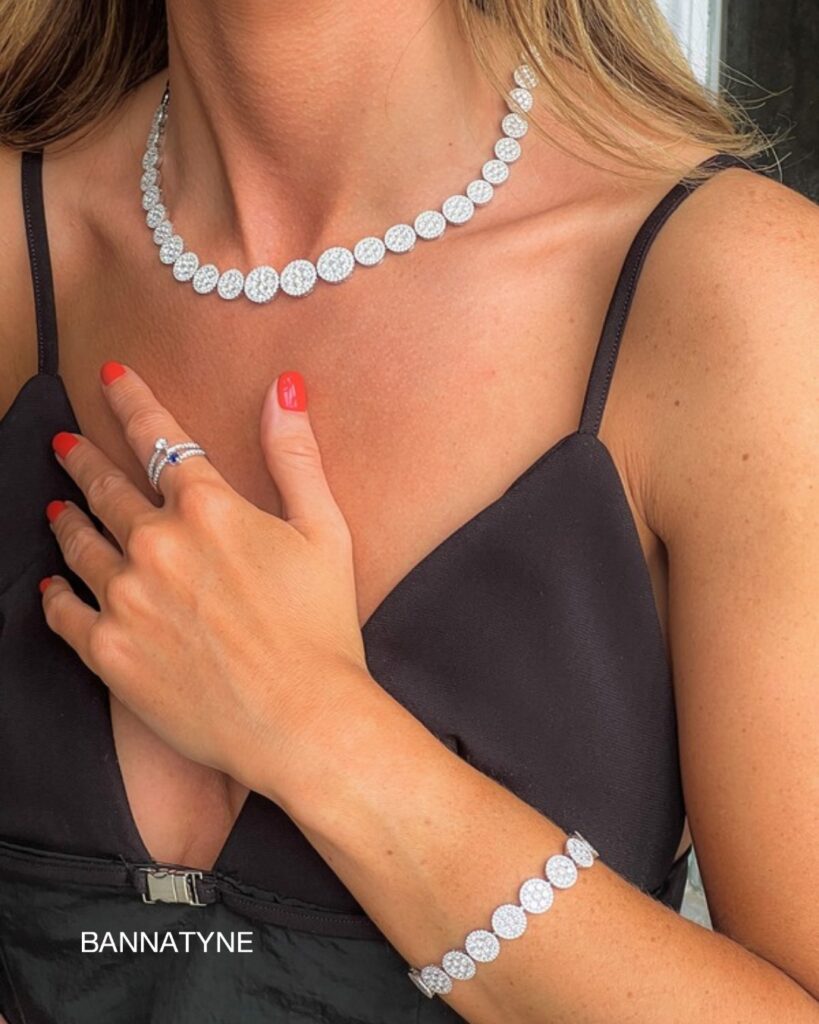 cómo combinar joyas