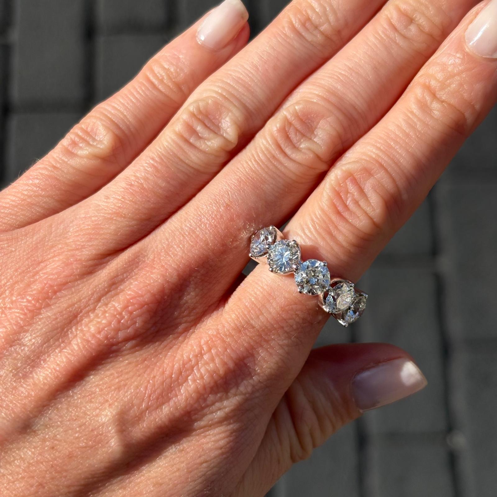 anillo de compromiso